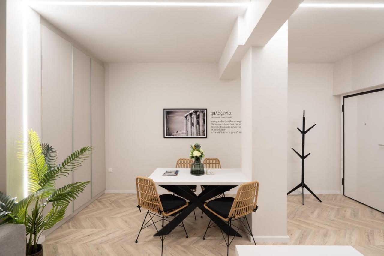 Charming Two Bedrooms Apartment Walk To Acropolis 아테네 외부 사진