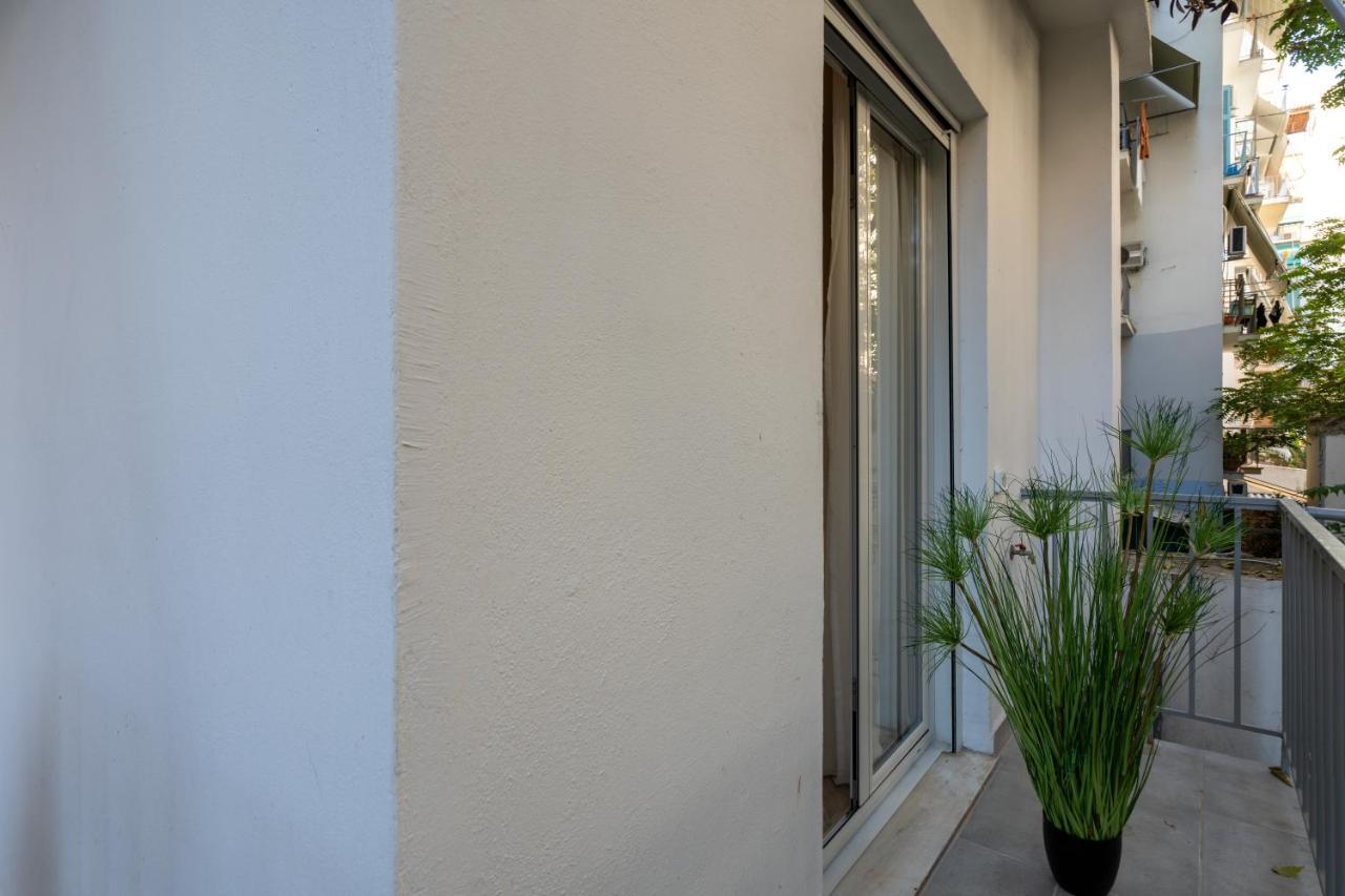 Charming Two Bedrooms Apartment Walk To Acropolis 아테네 외부 사진